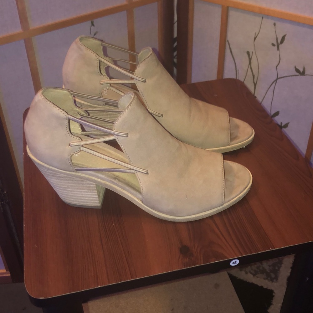 Eileen Fisher Nikki Peep Toe Sandal , size 8 - Picture 4 of 6
